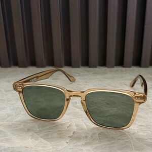 KREWE VINDEL Sunglasses Color Sweet Tea